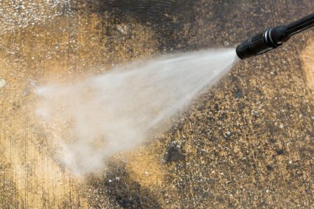 5 Must-Knows About Concrete Cleaning Thumbnail